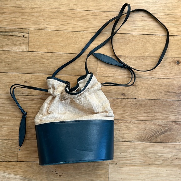 Hunting Season Raffia and Leather bucket bag - Picture 2 of 5